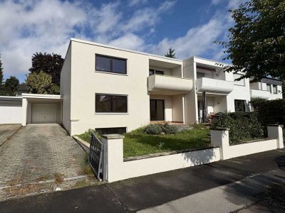 Modernisierter Bauhaus-Klassiker in ruhiger, zentrumsnaher Lage