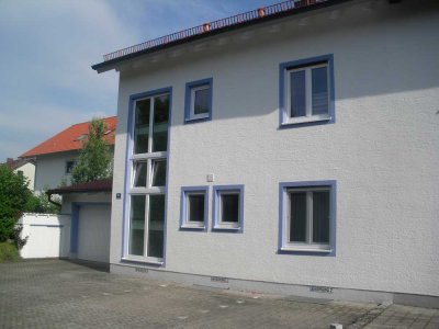 "Schmuckkästchen", möblierte 2 Zi. Wohnung in Oberding