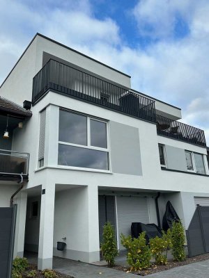 Exklusive Maisonette-Wohnung mit Dachterrasse und herrlichem Fernblick in Wiehl-Bielstein