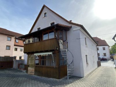 Zweifamilienhaus / Generationenhaus im Zentrum von Pleinfeld