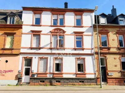 ** Kapitalanlage in zentrumsnähe - Sanierter Altbaucharme im DG **