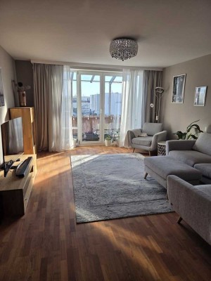 Moderne 3,5-Zimmer-Eigentumswohnung mit Balkon, Loggia & Carport in Hamburg-Allermöhe West
