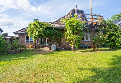 „Charmantes Einfamilienhaus mit Garten - Ihr neues Zuhause in ruhiger Wohnlage“