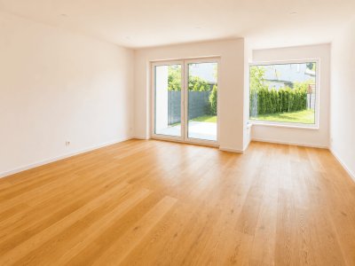 Erstbezug auf Eigengrund – Modernes Reihenhaus mit großem Garten &amp; 2 Stellplätzen
