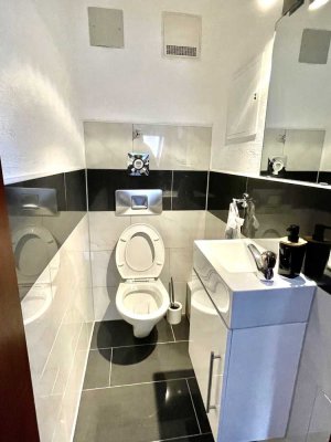 Komplett Möblierte 2,5 Zi. Wohnung in Sindelfingen Stadtmitte