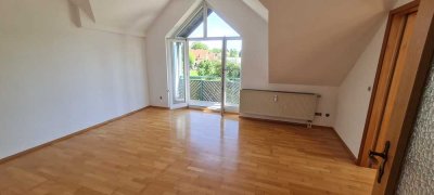 Helle Drei-Zimmer-Dachgeschosswohnung in Buchloe Zentraum