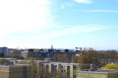 Geschmackvoll möblierte 2-Raum-Whg mit u.a. Balkon, Wannenbad, Einbauküche, TG-Stellplatz / Laatzen