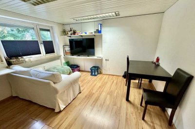 Helle 2 Zimmer- Erdgeschosswohnung mit Einbauküche in Ludwigsburg