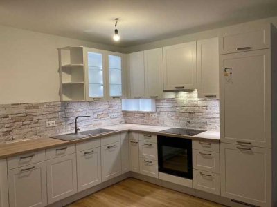 Neubau, 3-Zimmer mit Balkon und Terrasse