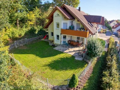 4 Zimmer Erdgeschosswohnung mit Garten in erhabener Ortsrandlage – Wohnen wie im eigenen Haus