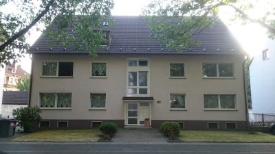 ★ 3-Zimmer Wohnung ★ Garage, Hobbyraum, großer Balkon mit Gartenblick, barrierearmes WC