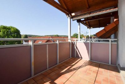 Großzügige Wohnung mit sonnigem Balkon und Tiefgaragenstellplatz!