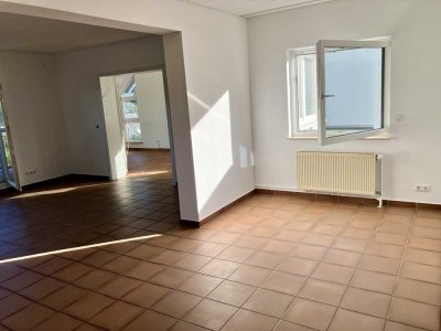 Haus in Laufenselden mit Balkon zur Miete