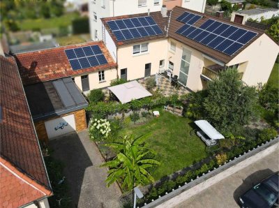 ++Wohnoase für 1-2 Familien mit großem teilbarem Grundstück in zentraler ruhiger Lage++