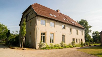 Historisches Rittergut im Außenbereich