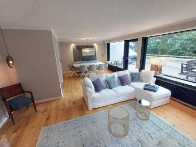Helle, großzügige renovierte Luxuswohnung mit ca. 100 m² Dachterrasse in Sierksdorf