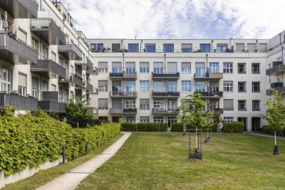 Charmante Zwei-Zimmer-Wohnung im grünen Lichterfelde