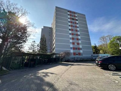 Helle & sanierte 2 Zimmerwohnung mit Balkon + Fahrstuhl in Mainz - Mombach!