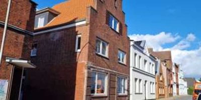 Große Wohnung in der Nähe der Heider Innenstadt.