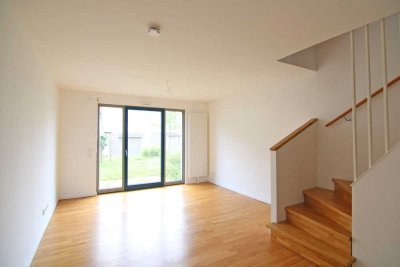 Elegantes, familiengeeignetes Townhouse mit kleinem Garten - im olympischen Dorf!