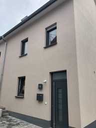 Helles, charmantes Stadthaus, ca. 105qm, Wohnküche, 4Z, Alt-Niederursel