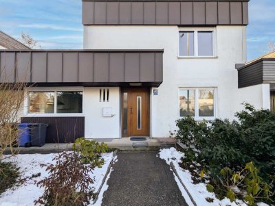 Traumhaftes Haus mit Wintergarten in zentraler Lage und Blick ins Grüne