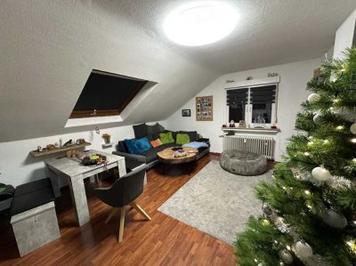 Helle 3-Zi.-Whg. mit Blick ins Grüne, in Solingen-Wald, 2026 renoviert, top Anbindung