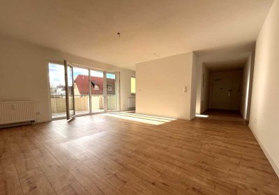 Helle 3,5-Zimmer Wohnung mit Balkon in Heidenau