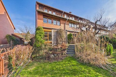 Freundliches Reihenendhaus mit Kaminofen, Südwestterrasse, Vollkeller und Carport