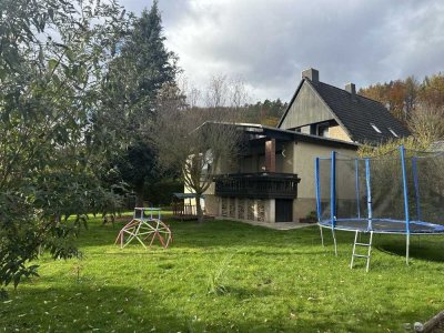 Naturnah am Werraradweg - großes Einfamilienhaus mit Garten und Nebengelass