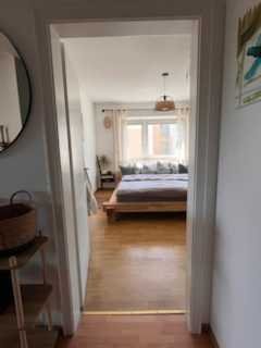 Helle 2,5-Raum-Wohnung mit Balkon und Einbauküche in Taunusstein, ab 01.06