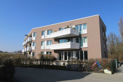 **Helle 3-Zimmer-Wohnung mit Balkon und Einbauküche**
