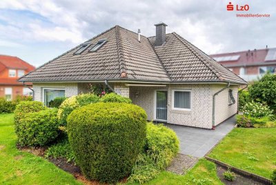 Bungalow mit ausgebautem Dachgeschoss in zentraler Lage von Augustfehn