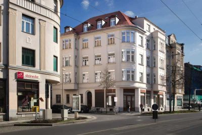 Hochwertig sanierte Dachgeschoss-Maisonette-Wohnung mit Fubo-Heizung, Terrasse und Balkon!