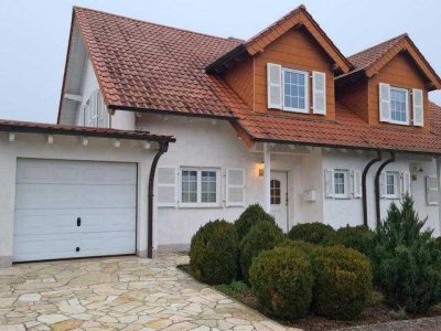 Exklusive Doppelhaushälfte in gesuchter Wohnlage von Homburg