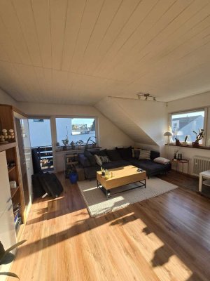 Helle 3-Zimmer Dachgeschosswohnung in Bonn-Oberkassel