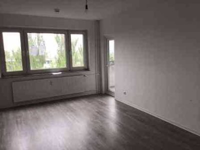 Großzügige 3-Zimmer-Wohnung mit Balkon