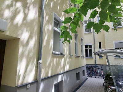 Sehr ruhige Altbauwohnung in Top Lage