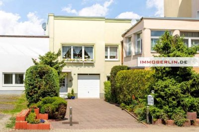 IMMOBERLIN.DE - Sympathisches Haus mit schönem Sonnengarten + Garage in guter Infrastruktur