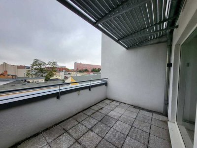 Lichtdurchflutete 2-Raum-Wohnung mit Dachterrasse