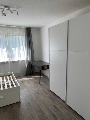 Möblierte 3-Zimmer Marienburger Höhe WG geeignet