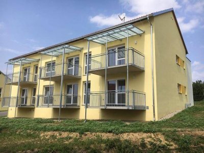 ERDGESCHOSS - Helle 3-Zimmer-Wohnung mit Balkon - geförderte Miete ODER geförderte Miete mit Kaufoption - 3 Zimmer
