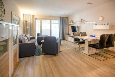Neuwertiges, modernisiertes Komfort-Plus-Apartment – elegant am Park, nahe dem Meer