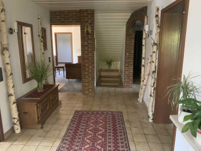 Helle, schöne 3,5-Zimmer-Erdgeschosswohnung mit eigenem Garten / Terasse &  Einbauküche Nettersheim