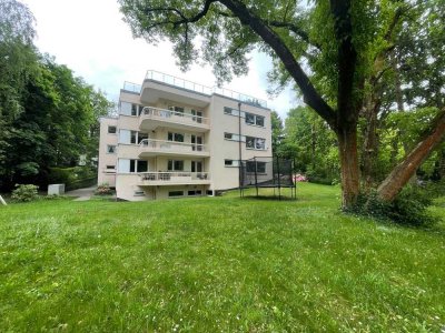 4 Zimmer Wohnung mit Balkon und Terrasse& EBK