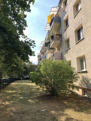 Familien und WGs aufgepasst! Schöne 3-RW mit Balkon zu vermieten!