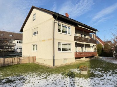 Großzügige 4-Zimmer-Wohnung mit Balkon, Garage und Gartenmitbenutzung in Offenburg Zell-Weierbach