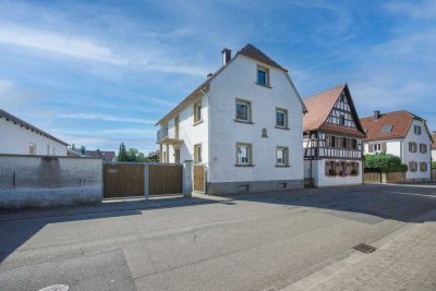 Charmantes Einfamilienhaus mit Scheune & großem Garten