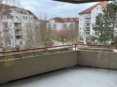 GROßE, KOMPLETT RENOVIERTE 1-ZIMMER WOHNUNG IN TOP LAGE (ULM – OSTSTADT)