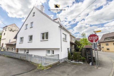 Klein, fein, gemütlich – reizende Doppelhaushälfte über 3 Ebenen!